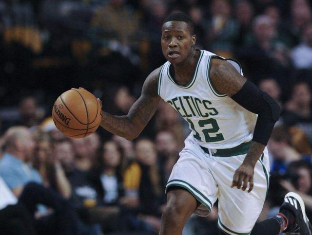 乐部对其表 乐部对其表